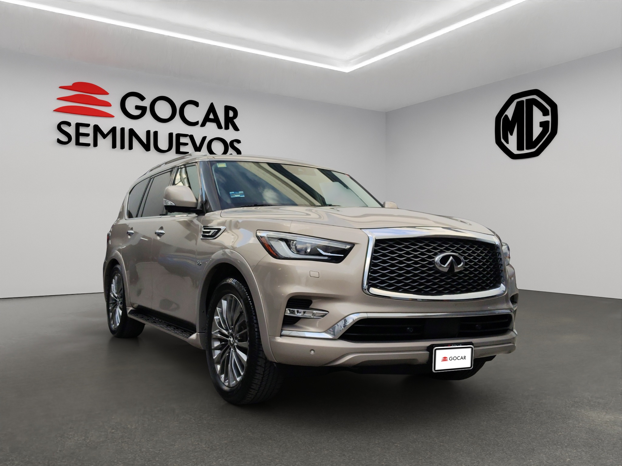 QX80 VUD 4x4/729,900